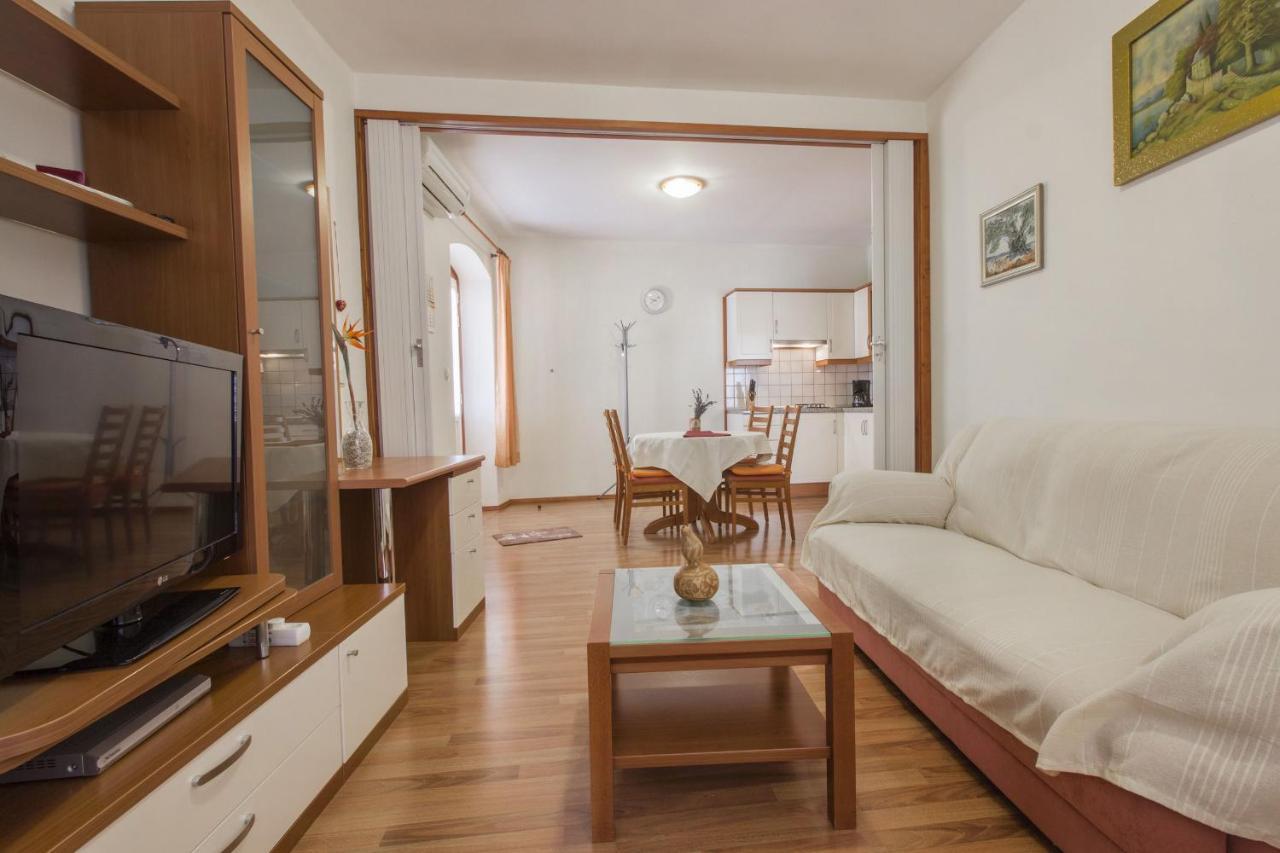 Apartments Konta City Center Vodice Kültér fotó