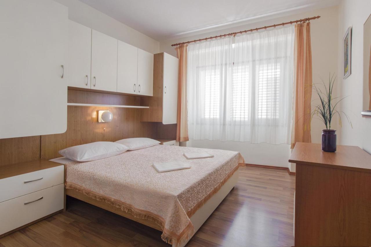 Apartments Konta City Center Vodice Kültér fotó