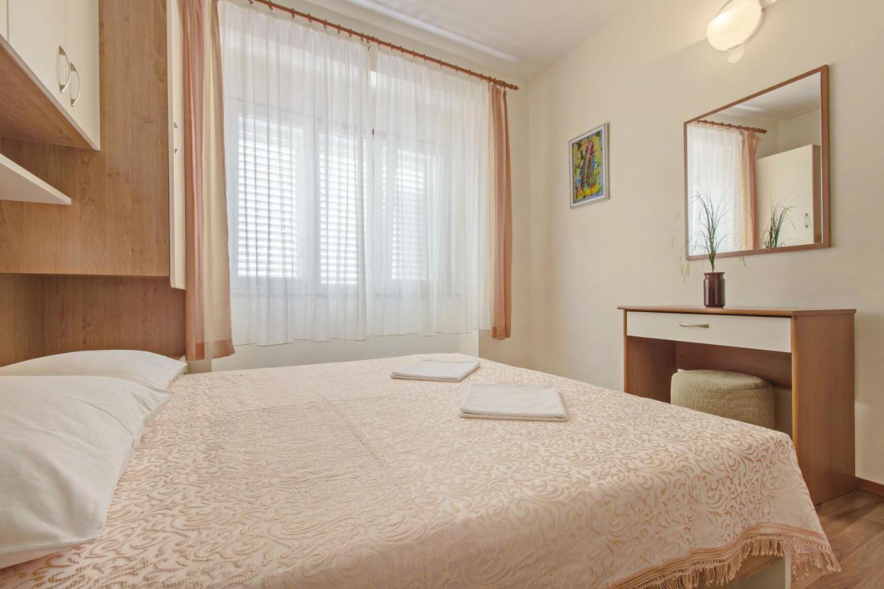 Apartments Konta City Center Vodice Kültér fotó