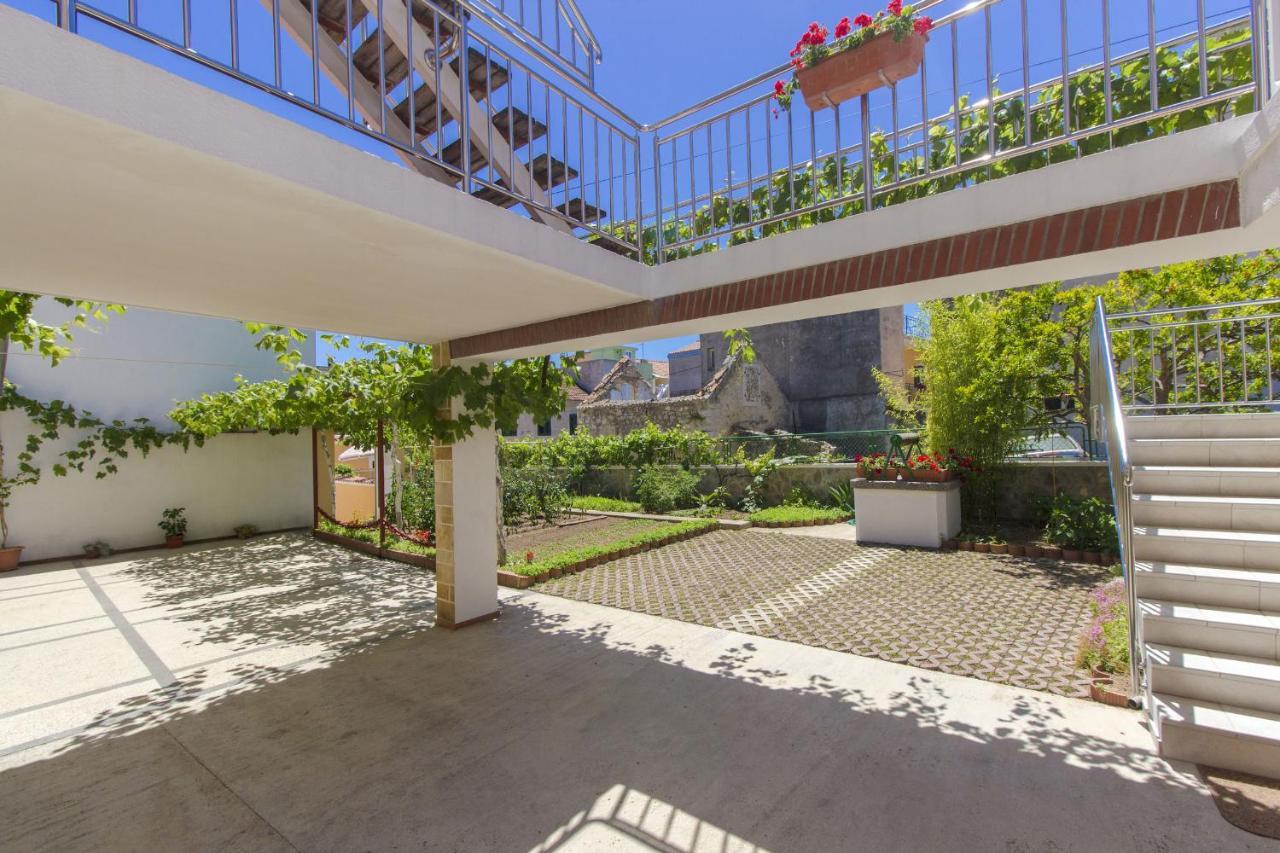 Apartments Konta City Center Vodice Kültér fotó