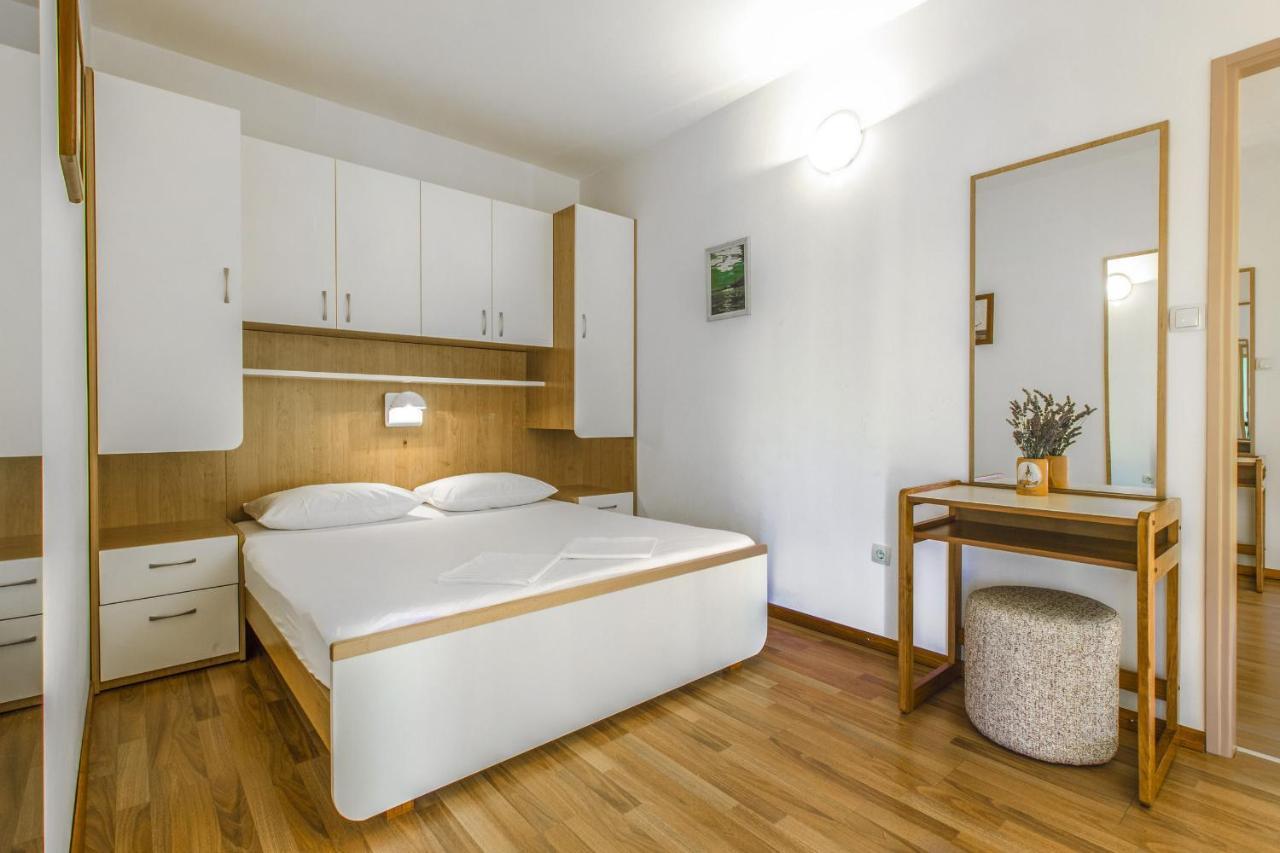 Apartments Konta City Center Vodice Kültér fotó