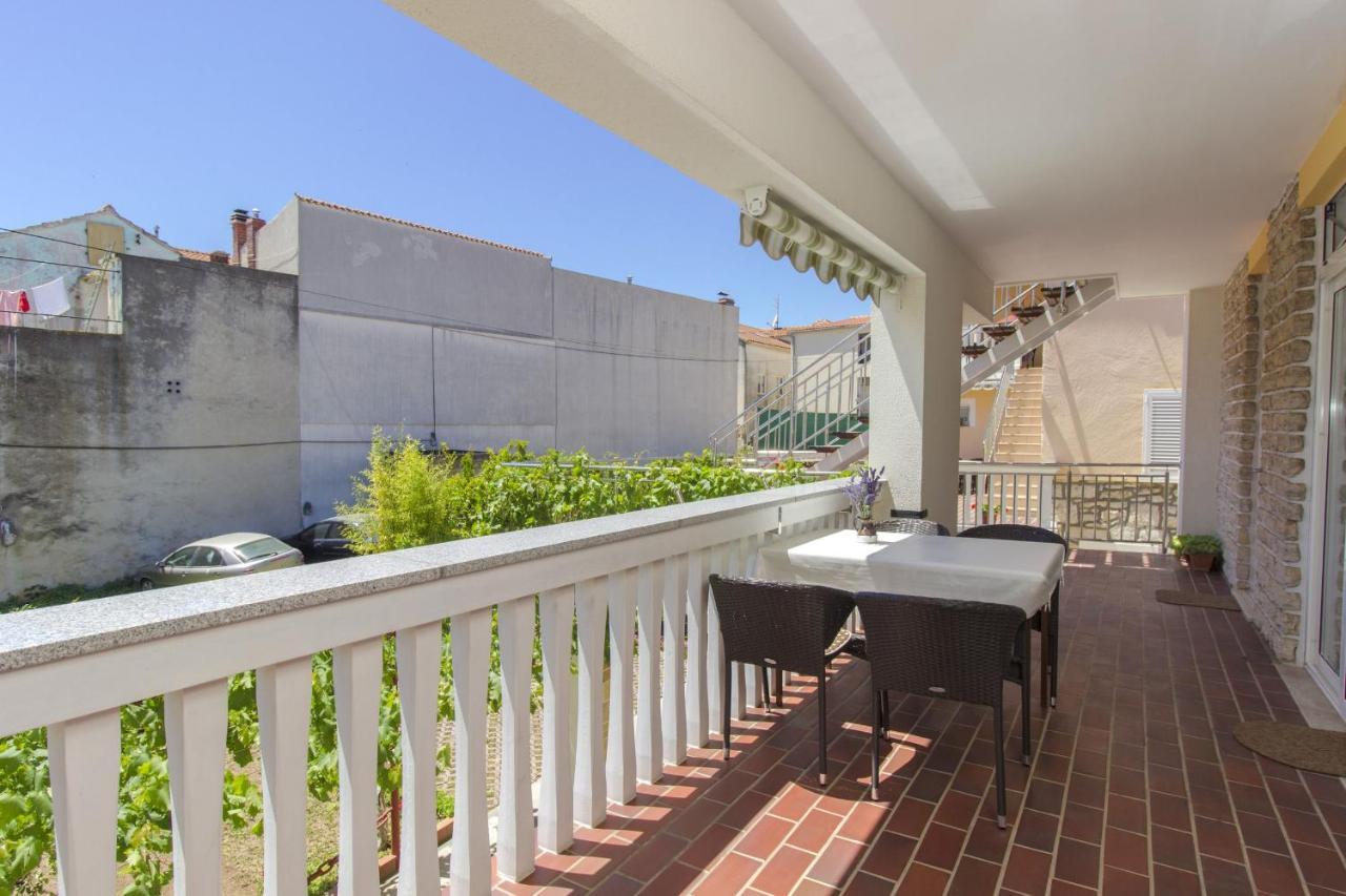 Apartments Konta City Center Vodice Kültér fotó